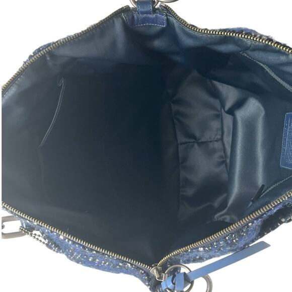 RARE Coach Chelsea Bouclé Mersin Tweed Shoulder Tote Navy Blue Style 17813 $398 - Picture 4 of 12
